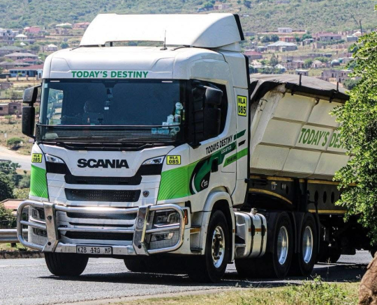 WhatsApp Image 2025-02-12 at 13.26.44